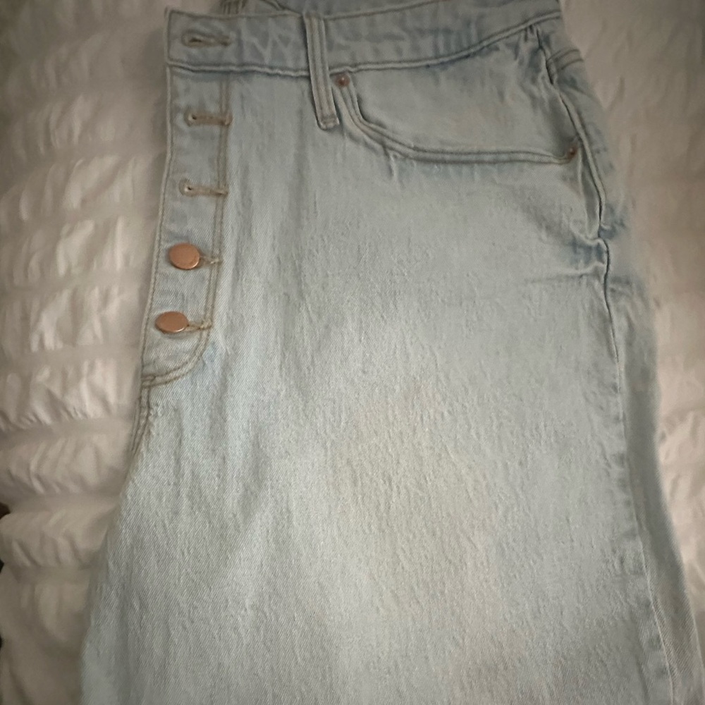 Light Wash Women's High-Rise Button-Front Jeans